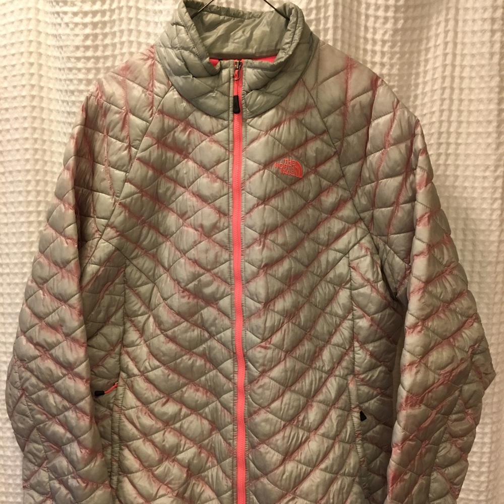 NorthFace Women’s Thermoball Jacket, size XL